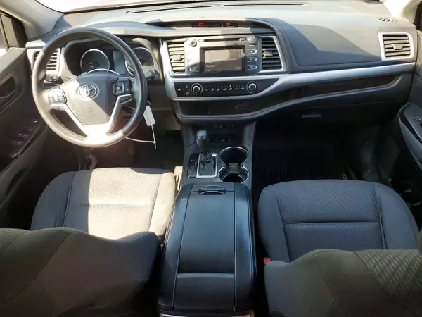 5TDBZRFH1JS883122 2018 TOYOTA HIGHLANDER - Image 8