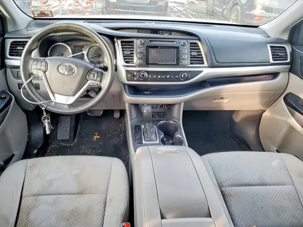 5TDBZRFH1JS905488 2018 TOYOTA HIGHLANDER - Image 8