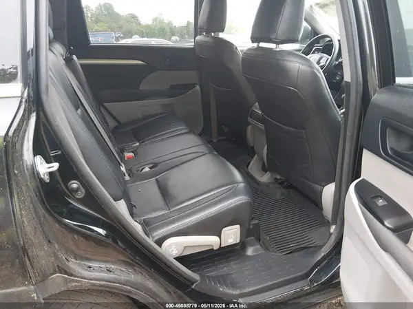 5TDBZRFH1JS906155 2018 TOYOTA HIGHLANDER - Image 8