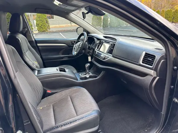 5TDBZRFH1JS907936 2018 TOYOTA HIGHLANDER - Image 8