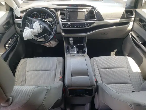 5TDBZRFH1JS914403 2018 TOYOTA HIGHLANDER - Image 8