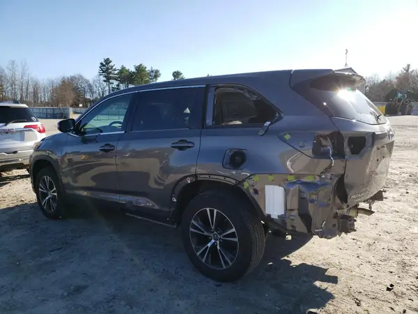 5TDBZRFH1KS712579 2019 TOYOTA HIGHLANDER - Image 2
