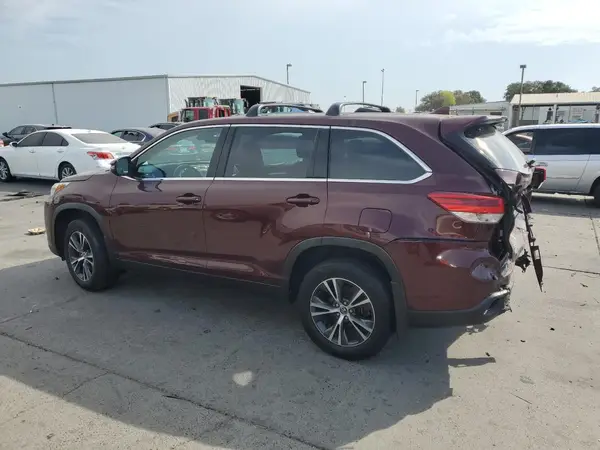 5TDBZRFH1KS729057 2019 TOYOTA HIGHLANDER - Image 2