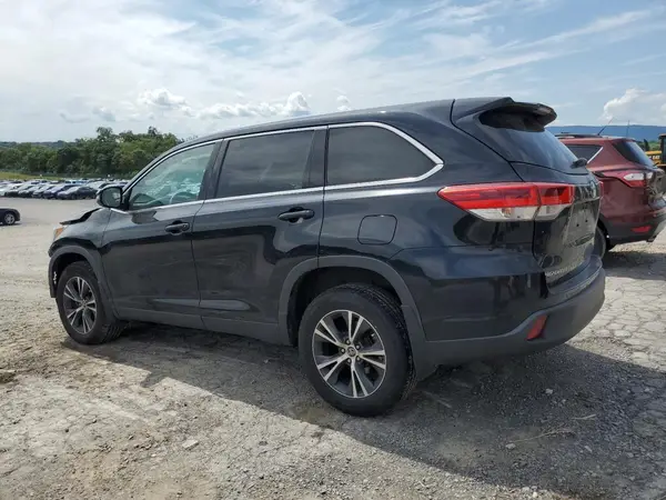 5TDBZRFH1KS733657 2019 TOYOTA HIGHLANDER - Image 2