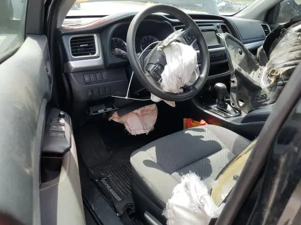 5TDBZRFH1KS733657 2019 TOYOTA HIGHLANDER - Image 8