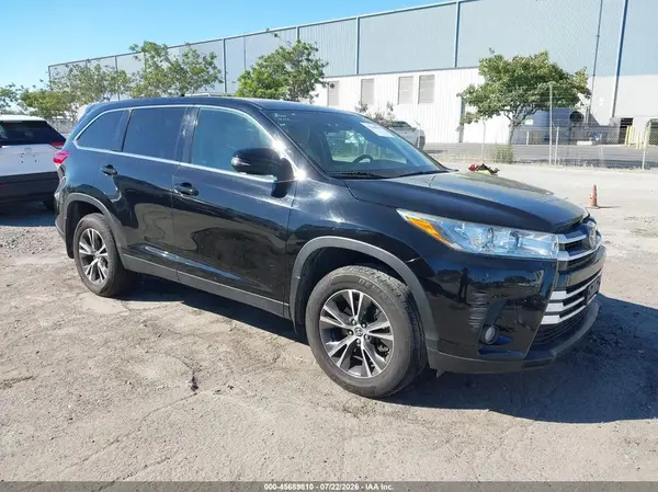 5TDBZRFH1KS742780 2019 TOYOTA HIGHLANDER - Image 1