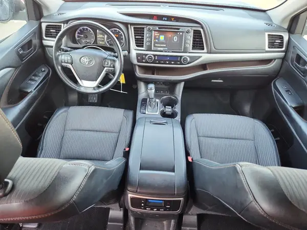 5TDBZRFH1KS929033 2019 TOYOTA HIGHLANDER - Image 8