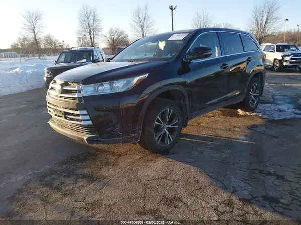 5TDBZRFH1KS929369 2019 TOYOTA HIGHLANDER - Image 2