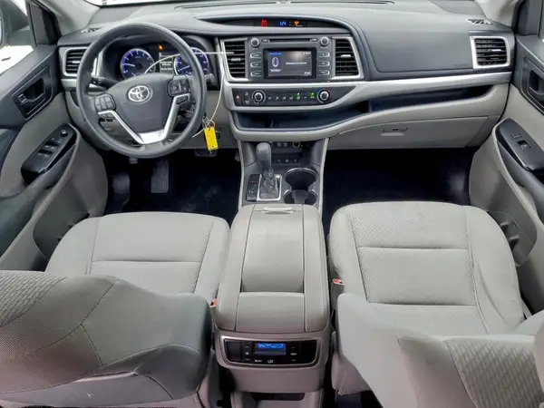 5TDBZRFH1KS961027 2019 TOYOTA HIGHLANDER - Image 8