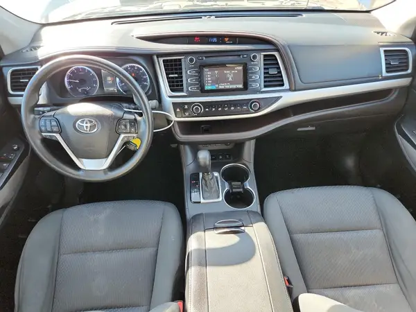 5TDBZRFH1KS964297 2019 TOYOTA HIGHLANDER - Image 8
