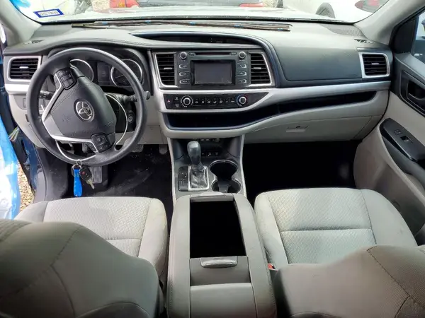 5TDBZRFH1KS969127 2019 TOYOTA HIGHLANDER - Image 8
