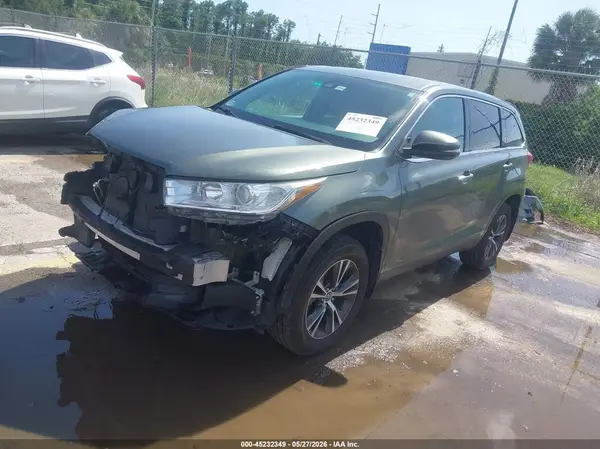 5TDBZRFH1KS996568 2019 TOYOTA HIGHLANDER - Image 2