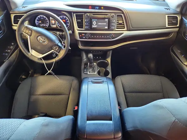 5TDBZRFH2JS842515 2018 TOYOTA HIGHLANDER - Image 8