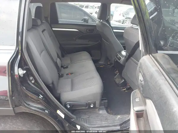 5TDBZRFH2JS864949 2018 TOYOTA HIGHLANDER - Image 8