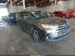 5TDBZRFH2JS880360 2018 TOYOTA HIGHLANDER