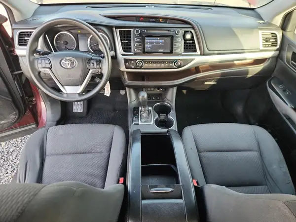 5TDBZRFH2JS881220 2018 TOYOTA HIGHLANDER - Image 8