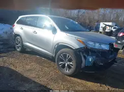 5TDBZRFH2KS702028 2019 TOYOTA HIGHLANDER