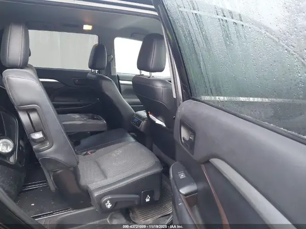 5TDBZRFH2KS716589 2019 TOYOTA HIGHLANDER - Image 8