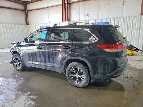 5TDBZRFH2KS717337 2019 TOYOTA HIGHLANDER - Image 2