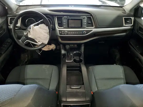 5TDBZRFH2KS717337 2019 TOYOTA HIGHLANDER - Image 8