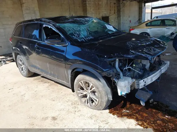 5TDBZRFH2KS743601 2019 TOYOTA HIGHLANDER - Image 1