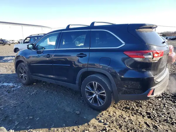 5TDBZRFH2KS921913 2019 TOYOTA HIGHLANDER - Image 2