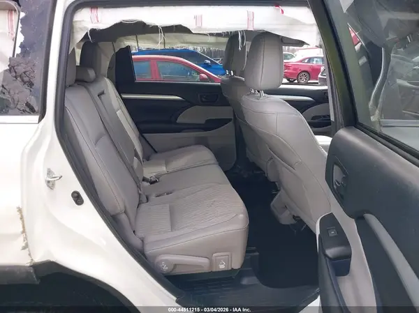 5TDBZRFH2KS925458 2019 TOYOTA HIGHLANDER - Image 8