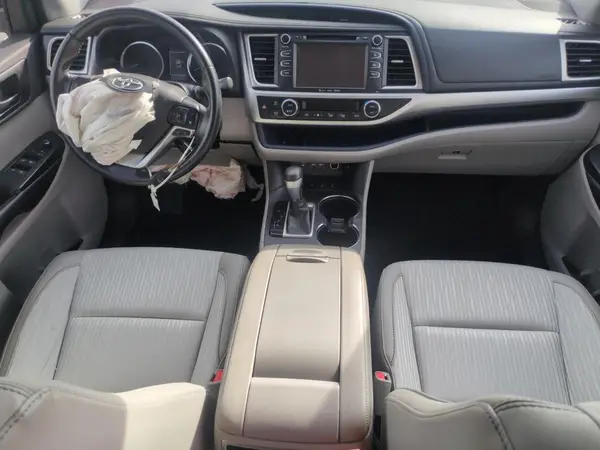 5TDBZRFH2KS927680 2019 TOYOTA HIGHLANDER - Image 8