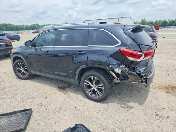 5TDBZRFH2KS941014 2019 TOYOTA HIGHLANDER - Image 2