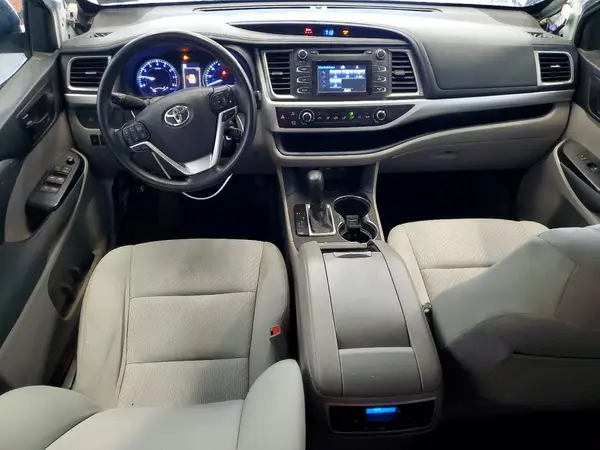 5TDBZRFH2KS951834 2019 TOYOTA HIGHLANDER - Image 8