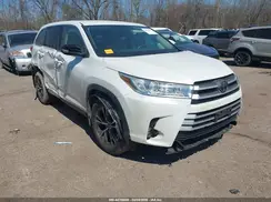 5TDBZRFH2KS953776 2019 TOYOTA HIGHLANDER