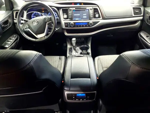 5TDBZRFH2KS987958 2019 TOYOTA HIGHLANDER - Image 8