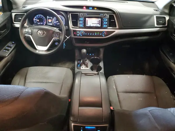 5TDBZRFH2KS999463 2019 TOYOTA HIGHLANDER - Image 8
