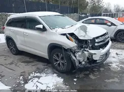 5TDBZRFH3HS456714 2017 TOYOTA HIGHLANDER