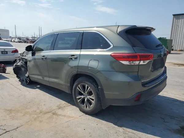 5TDBZRFH3HS471780 2017 TOYOTA HIGHLANDER - Image 2