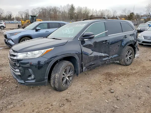 5TDBZRFH3HS473884 2017 TOYOTA HIGHLANDER - Image 1