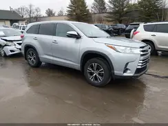 5TDBZRFH3JS490772 2018 TOYOTA HIGHLANDER