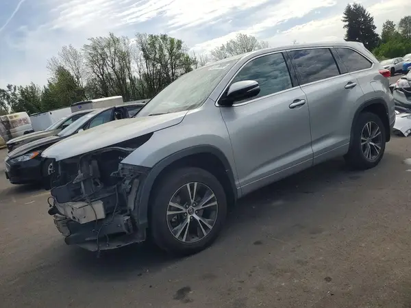 5TDBZRFH3JS865513 2018 TOYOTA HIGHLANDER - Image 1