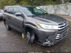5TDBZRFH3JS874700 2018 TOYOTA HIGHLANDER