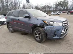 5TDBZRFH3JS877239 2018 TOYOTA HIGHLANDER