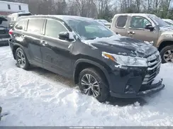 5TDBZRFH3JS892596 2018 TOYOTA HIGHLANDER