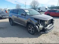 5TDBZRFH3KS729075 2019 TOYOTA HIGHLANDER