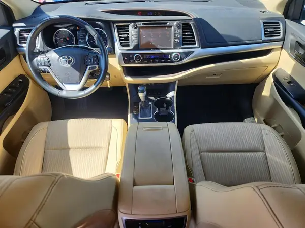 5TDBZRFH3KS746278 2019 TOYOTA HIGHLANDER - Image 8