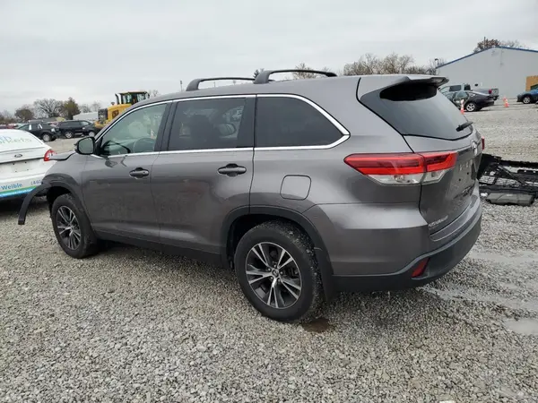 5TDBZRFH3KS915988 2019 TOYOTA HIGHLANDER - Image 2