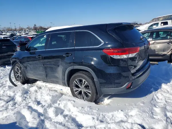 5TDBZRFH3KS951616 2019 TOYOTA HIGHLANDER - Image 2