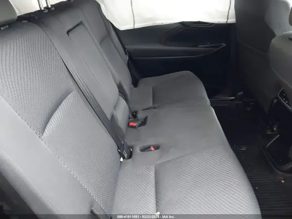 5TDBZRFH3KS960526 2019 TOYOTA HIGHLANDER - Image 8