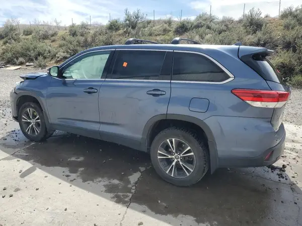 5TDBZRFH3KS960817 2019 TOYOTA HIGHLANDER - Image 2