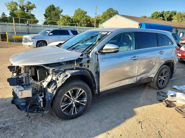 5TDBZRFH3KS964429 2019 TOYOTA HIGHLANDER - Image 1