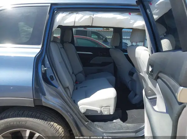 5TDBZRFH3KS993431 2019 TOYOTA HIGHLANDER - Image 8