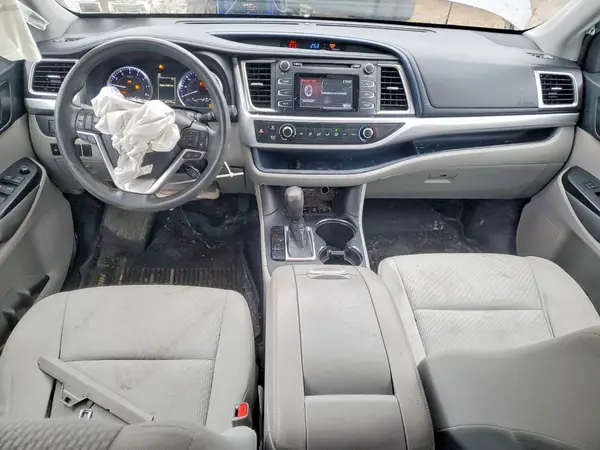 5TDBZRFH3KS996958 2019 TOYOTA HIGHLANDER - Image 8